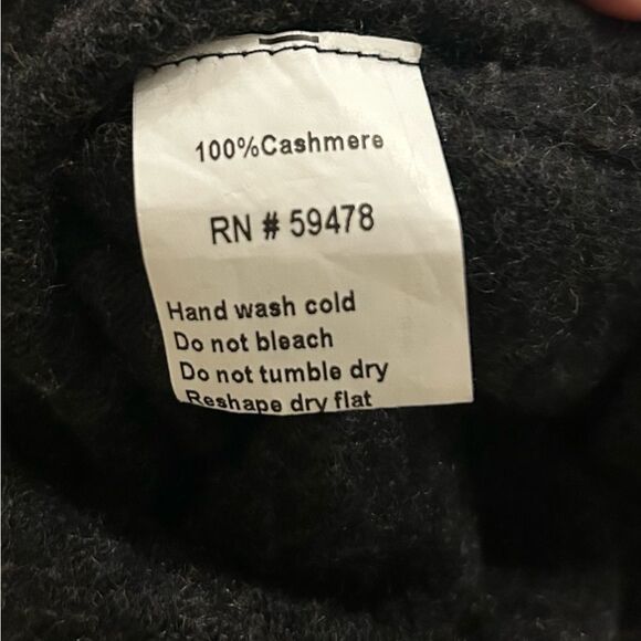 Mantovani Studio Gray Italian Cashmere Quarter Zip Sweater Size Large - Picture 6 of 7